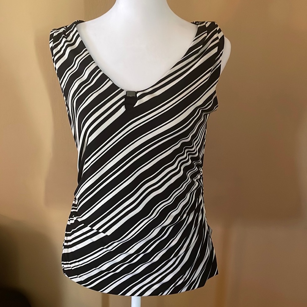 WHBM Sleeveless V-Neck Top Black Tan Fitted Size S